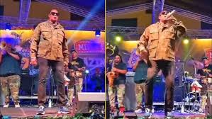 Master P performing at Verzuz Cash Money vs No Limit event