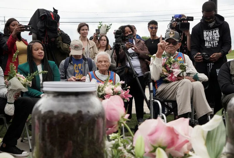 FILE PHOTO: Survivors and siblings Viola Fletcher and Hughes Van Ellis attend the soil dedication at Stone Hill on the 100 year anniversary of the 1921 Tulsa Massacre in Tulsa, Oklahoma, U.S., May 31, 2021. REUTERS/Lawrence Bryant/File Photo